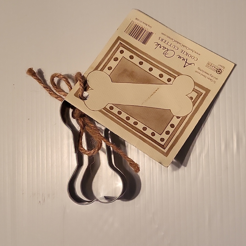 Ann Clark Dog Bone Cookie Cutter